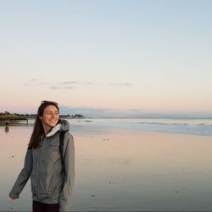 Meet your Posher, Olivia